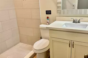 6311 Fairwood Dr, Houston, TX 77088 - Photo 15