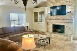 6311 Fairwood Dr, Houston, TX 77088 - Photo 13