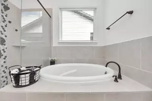 647 Malibu Pnes Dr, Katy, TX 77493 - Photo 25