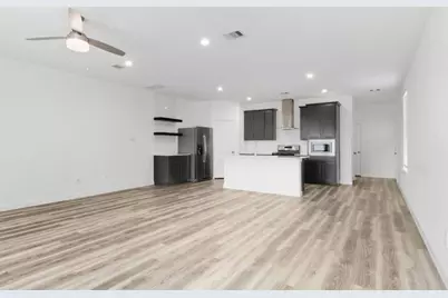 12233 City Rose Court, Houston, TX 77047 - Photo 7