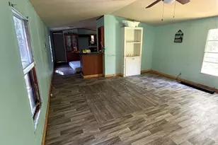 892 Hanks St, Trinity, TX 75862 - Photo 3