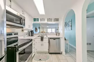 7310 Seawall Blvd, Galveston, TX 77551 - Photo 9
