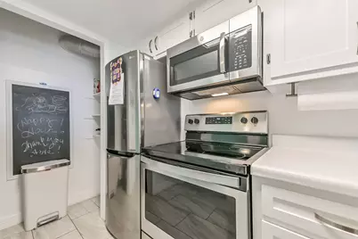 7310 Seawall Boulevard #404, Galveston, TX 77551 - Photo 7