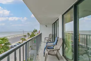 7310 Seawall Blvd, Galveston, TX 77551 - Photo 15