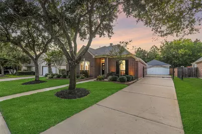 13739 Sherburn Manor Drive, Cypress, TX 77429 - Photo 33