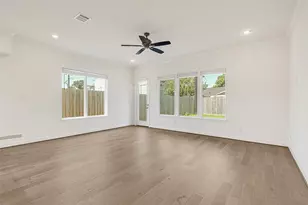 1119 Lawrence St, Houston, TX 77008 - Photo 7