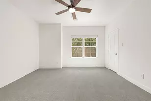 1119 Lawrence St, Houston, TX 77008 - Photo 9