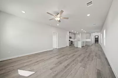 380 Long Branch Drive, Dayton, TX 77535 - Photo 7
