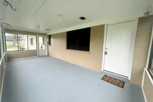 130 Bay Ridge Dr, Baytown, TX 77523 - Photo 3