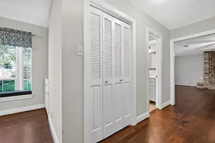2403 Parkdale Dr, Kingwood, TX 77339 - Photo 25