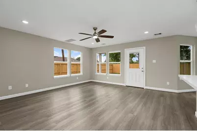 7937 Fields Street, Houston, TX 77028 - Photo 9