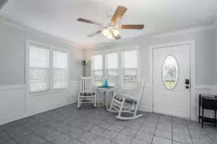 4115 Surf Dr, Galveston, TX 77554 - Photo 19