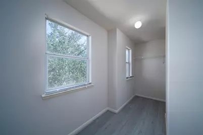12934 Kingston Point Lane, Houston, TX 77047 - Photo 17