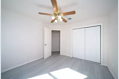 12934 Kingston Point Lane, Houston, TX 77047 - Photo 21