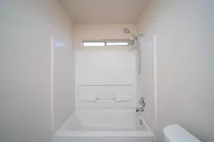 12934 Kingston Point Ln, Houston, TX 77047 - Photo 25