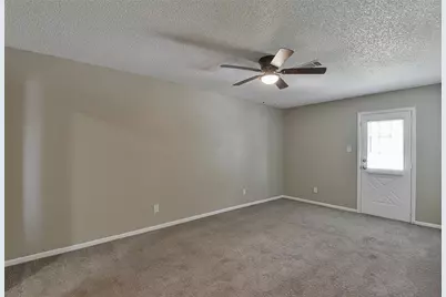 4504 Avenue L #2, Santa Fe, TX 77510 - Photo 19