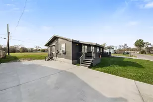 8331 Garland St, Houston, TX 77017 - Photo 17