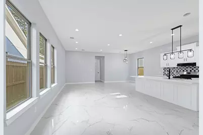 90 Burres Street #B, Houston, TX 77022 - Photo 7