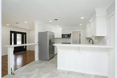 5714 Nina Lee Lane, Houston, TX 77092 - Photo 11