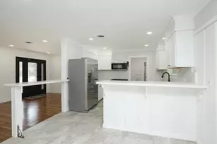 5714 Nina Lee Ln, Houston, TX 77092 - Photo 11