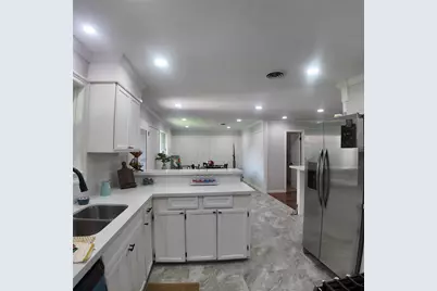 5714 Nina Lee Lane, Houston, TX 77092 - Photo 9