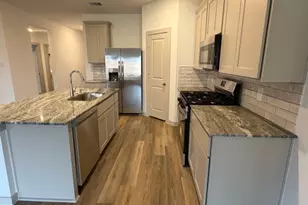 7728 Evening Emeral Dr, Rosharon, TX 77583 - Photo 11