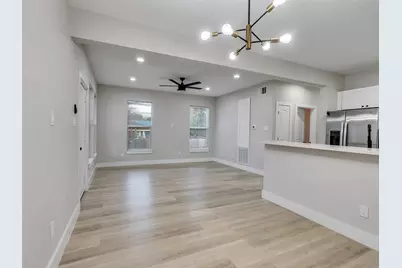 819 E 40th Street #A/B, Houston, TX 77022 - Photo 21