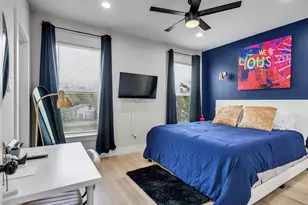 819 E 40th St, Houston, TX 77022 - Photo 11