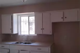 10926 Buffum St, Houston, TX 77051 - Photo 9