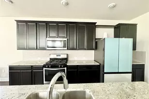 7103 Silver Star Ln, Austin, TX 78744 - Photo 7