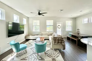 7103 Silver Star Ln, Austin, TX 78744 - Photo 3