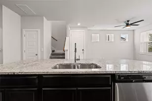 7103 Silver Star Ln, Austin, TX 78744 - Photo 9