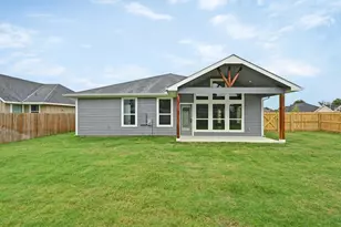 101 Callie St, Smithville, TX 78957 - Photo 1