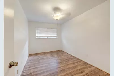 42 N Timber Top Drive, The Woodlands, TX 77380 - Photo 17