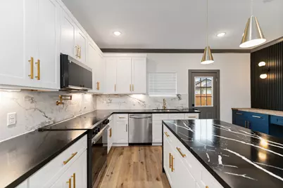 8115 Jeffrey Street #A/B, Houston, TX 77028 - Photo 11