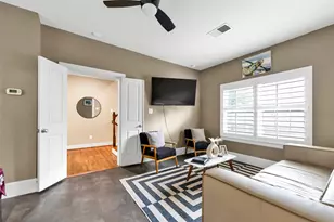 1604 W 24th St, Houston, TX 77008 - Photo 7