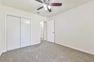 117 Dallas St, Angleton, TX 77515 - Photo 31