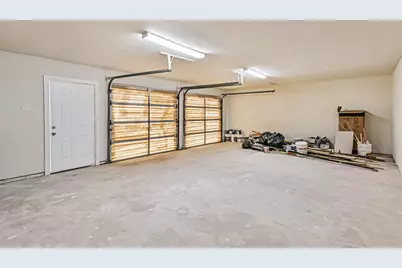 117 Dallas Street, Angleton, TX 77515 - Photo 9