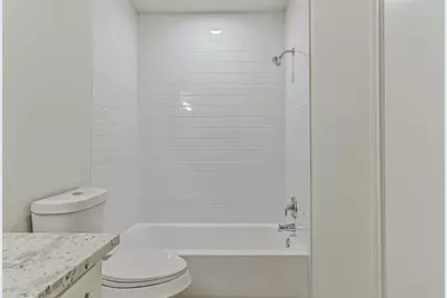 117 Dallas Street, Angleton, TX 77515 - Photo 29