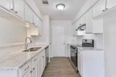 117 Dallas Street, Angleton, TX 77515 - Photo 17