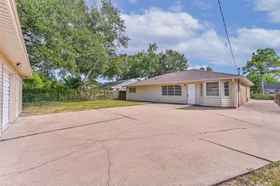 117 Dallas Street, Angleton, TX 77515 - Photo 5
