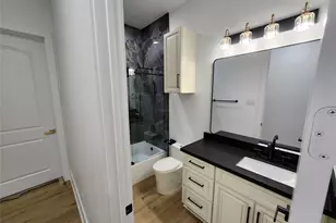 207 Carl St, Houston, TX 77009 - Photo 9