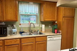 16319 Pitch Pine Dr, Houston, TX 77070 - Photo 9