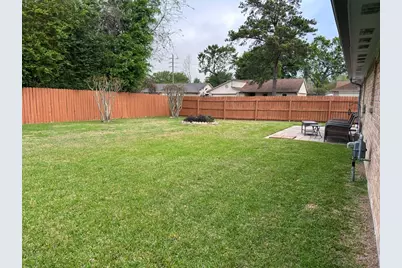 16319 Pitch Pine Drive, Houston, TX 77070 - Photo 23