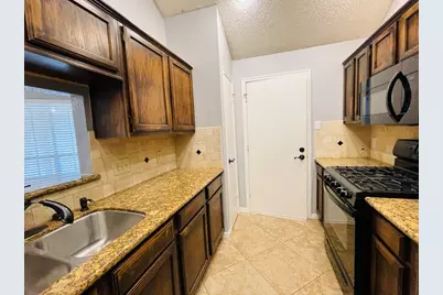 2910 Pioneer Pass, Sugar Land, TX 77479 - Photo 13