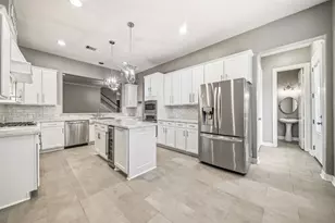 2711 Wallingford Pnes, Houston, TX 77042 - Photo 13
