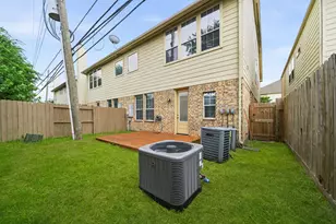 2711 Wallingford Pnes, Houston, TX 77042 - Photo 33