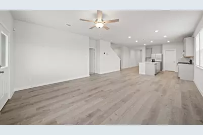 1109 Avenue M, Bay City, TX 77414 - Photo 11