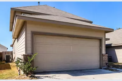 10323 Leafy Autumn Path, Houston, TX 77044 - Photo 5