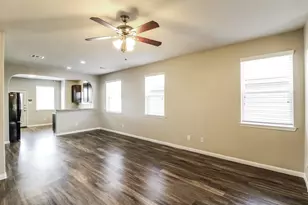 10323 Leafy Autumn Path, Houston, TX 77044 - Photo 7